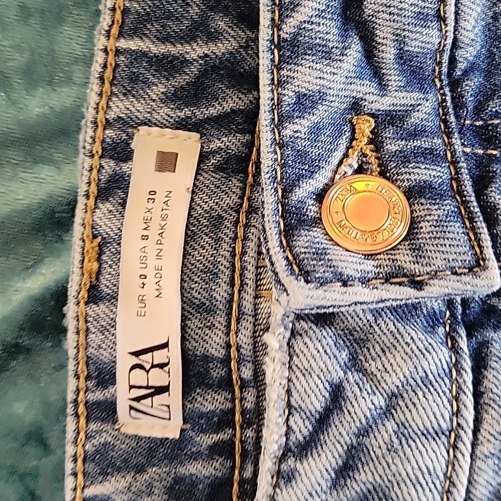 ZARA Jeans